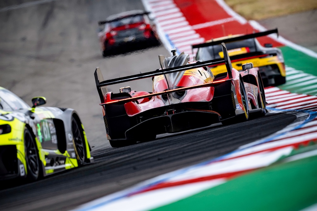 Nicklas Nielsen sigter efter topresultat i Texas.
(Foto: Ferrari Media)
